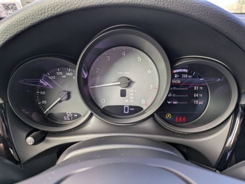 New 2025 Porsche Macan S image 16