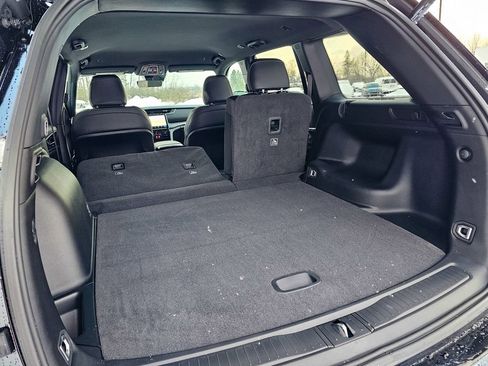 New 2025 Jeep Grand Cherokee Limited image 35
