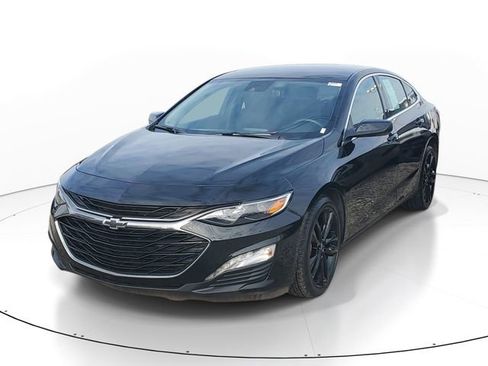 Used 2024 Chevrolet Malibu LT w/ Midnight Edition FWD image 2