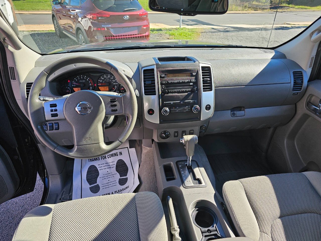 Used 2012 Nissan Frontier SV w/ SV Premium Utility Pkg AWD/4WD image 11