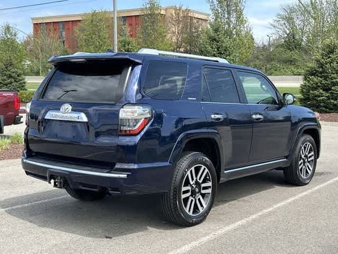 Used 2023 Toyota 4Runner Limited AWD/4WD image 33