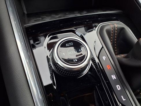 New 2026 GMC Canyon AT4 image 7