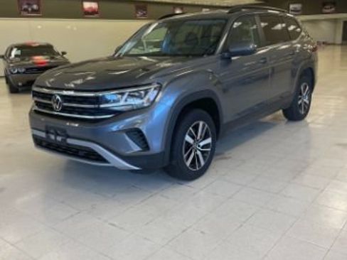 Used 2023 Volkswagen Atlas SE AWD/4WD image 3