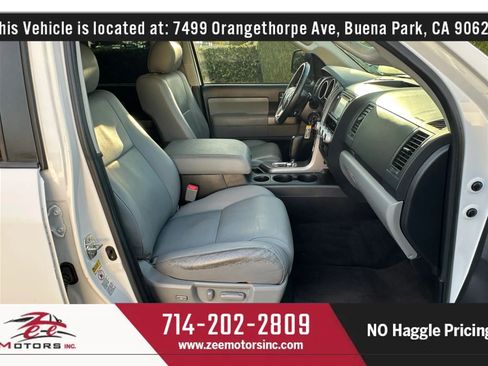 Used 2015 Toyota Sequoia SR5 w/ Premium Package RWD image 20