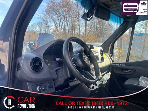 Used 2019 Mercedes-Benz Sprinter 170 image 12