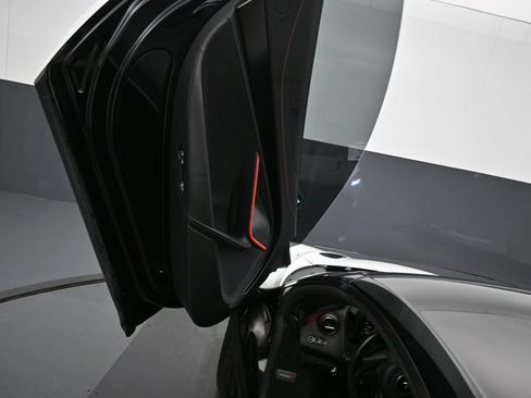 Used 2020 McLaren 720S Performance RWD image 9