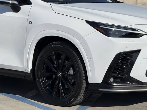 Certified 2025 Lexus NX 450h+ F Sport image 4