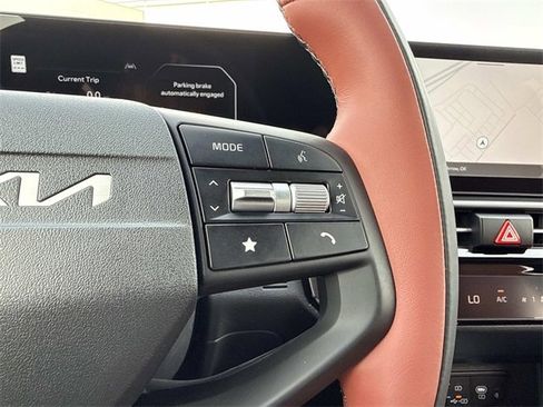 New 2026 Kia Sportage SX image 23