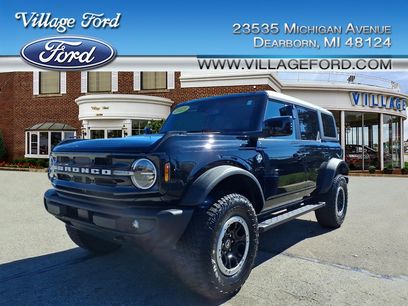 Certified 2023 Ford Bronco Outer Banks w/ Sasquatch Package