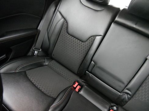 Used 2020 Jeep Compass Latitude w/ Cold Weather Group image 12