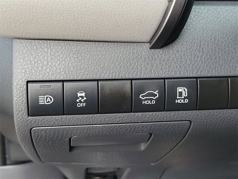 Used 2023 Toyota Camry LE image 14