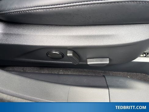 Used 2023 Ford Mustang Mach-E Premium image 23