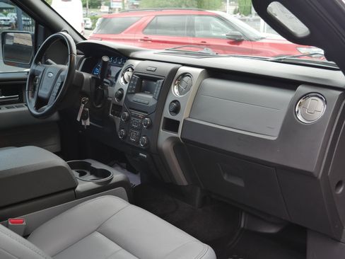 Used 2014 Ford F150 XLT w/ Equipment Group 302A Luxury AWD/4WD image 25