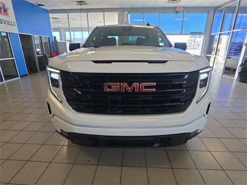 Used 2025 GMC Sierra 1500 Elevation image 3