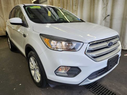 Used 2019 Ford Escape SE AWD/4WD image 4