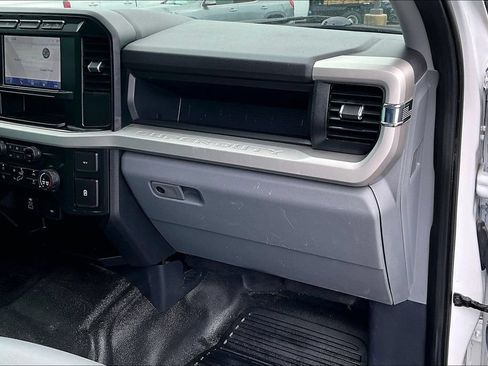 Used 2024 Ford F250 XL w/ FX4 Off-Road Package AWD/4WD image 29