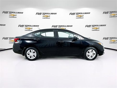 Used 2020 Nissan Versa S image 8