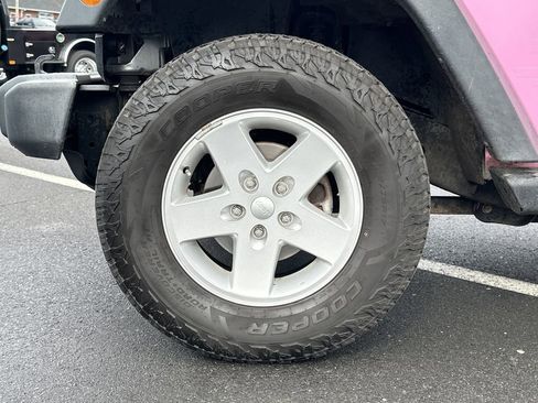 Used 2015 Jeep Wrangler Unlimited Sport w/ Quick Order Package 24S image 16