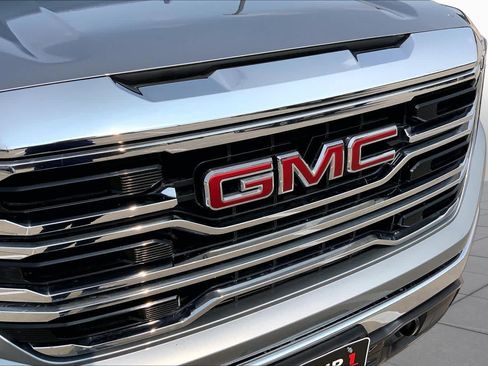 Used 2025 GMC Sierra 1500 SLT RWD image 29