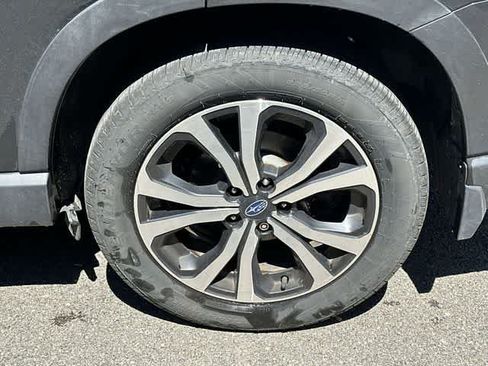 Used 2019 Subaru Forester Limited AWD/4WD image 5