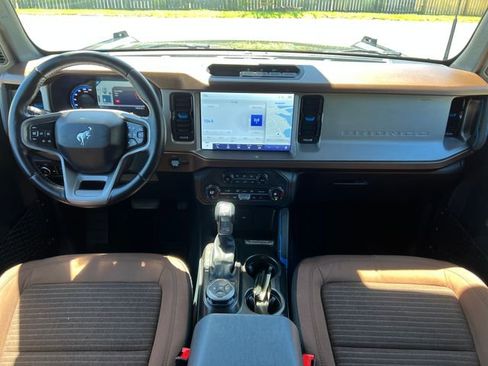 Used 2023 Ford Bronco Outer Banks AWD/4WD image 35