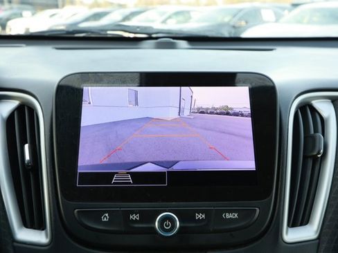 Used 2023 Chevrolet Malibu LT image 17