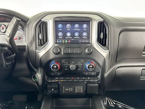 Used 2020 Chevrolet Silverado 1500 RST w/ True North Edition AWD/4WD image 15