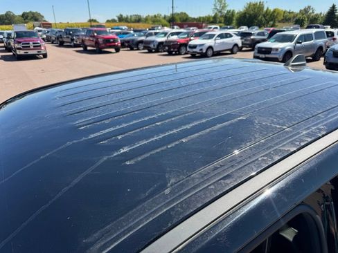 Used 2024 RAM 1500 Laramie AWD/4WD image 32