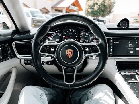 Used 2017 Porsche Panamera 4S AWD/4WD image 25