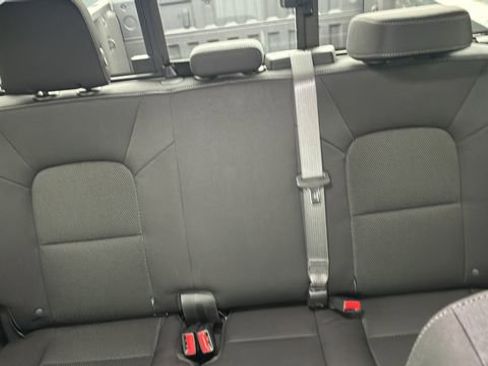 Certified 2024 Chevrolet Colorado LT w/ LT Convenience Package image 18