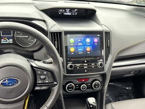 Used 2022 Subaru Crosstrek 2.5i Sport w/ Moonroof Package image 21