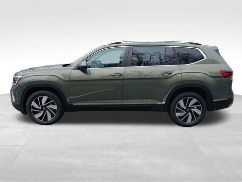New 2026 Volkswagen Atlas SEL image 2
