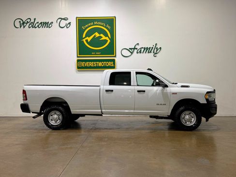 Used 2022 RAM 2500 Tradesman AWD/4WD image 9