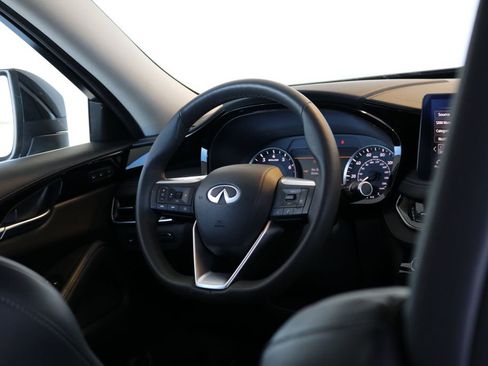 Certified 2025 INFINITI QX60 Pure image 36