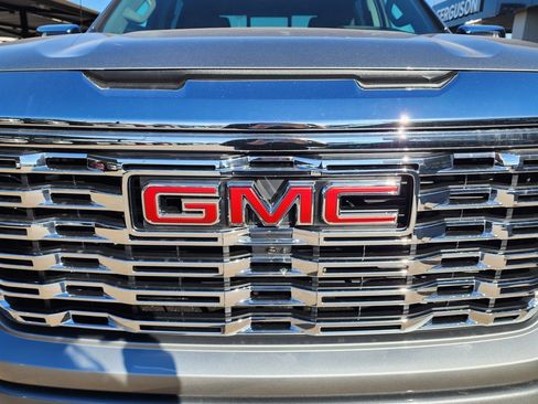 New 2026 GMC Sierra 1500 Denali image 9