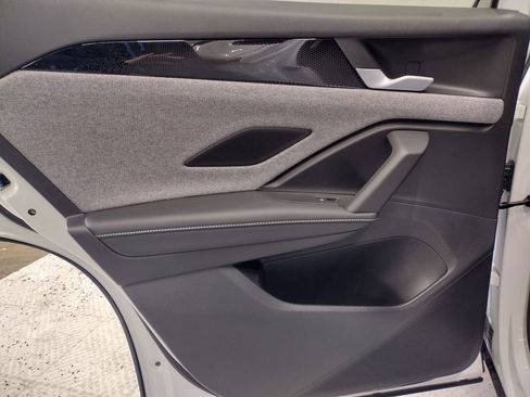 New 2026 Volkswagen Tiguan S image 32