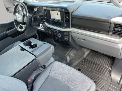 Certified 2024 Ford F350 XLT w/ 360-Degree Camera Package AWD/4WD image 11
