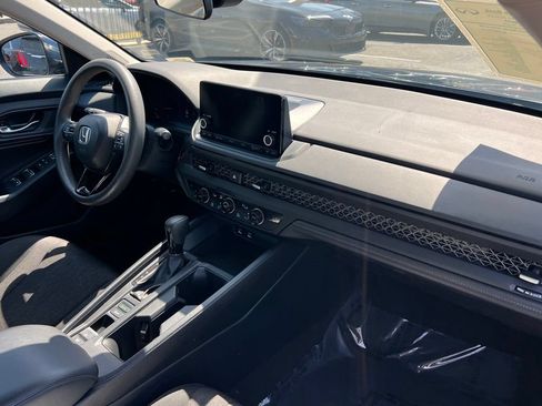 Used 2024 Honda Accord EX image 16