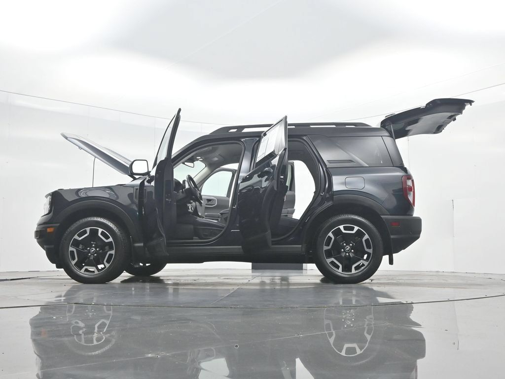 Certified 2022 Ford Bronco Sport Outer Banks w/ Tech Package AWD/4WD image 58