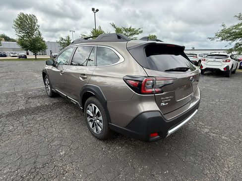 Used 2024 Subaru Outback Limited image 5