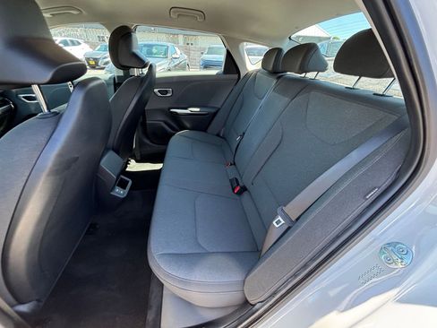 Used 2025 Kia K4 FWD image 36