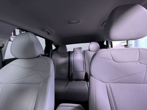 Used 2025 Hyundai Tucson SEL image 25