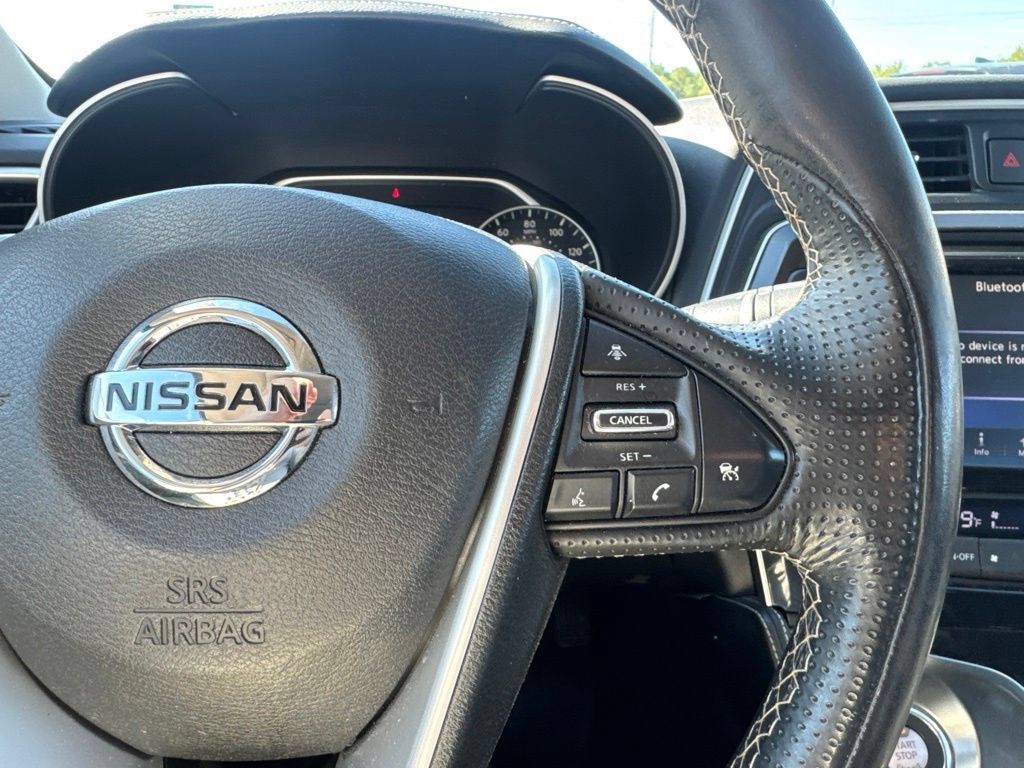 Used 2016 Nissan Maxima Platinum FWD image 17