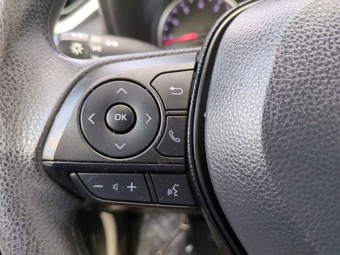 Certified 2021 Toyota RAV4 LE FWD image 22