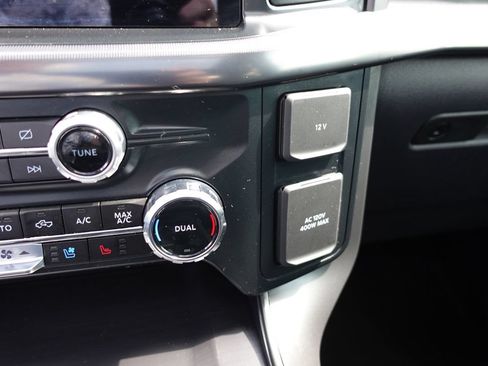 Used 2024 Ford F150 Lariat AWD/4WD image 51