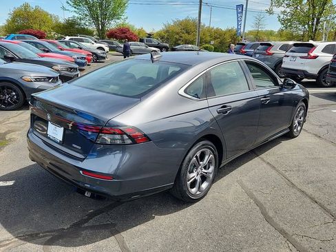 Used 2025 Honda Accord EX-L image 6