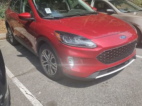 Used 2021 Ford Escape SEL w/ Technology Package FWD image 2