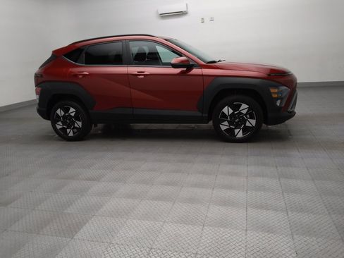 Used 2024 Hyundai Kona SEL image 11