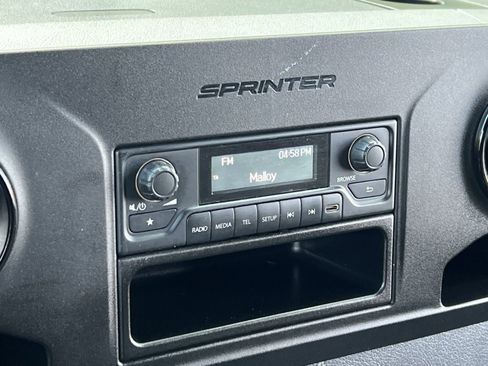 Used 2025 Mercedes-Benz Sprinter 2500 image 16