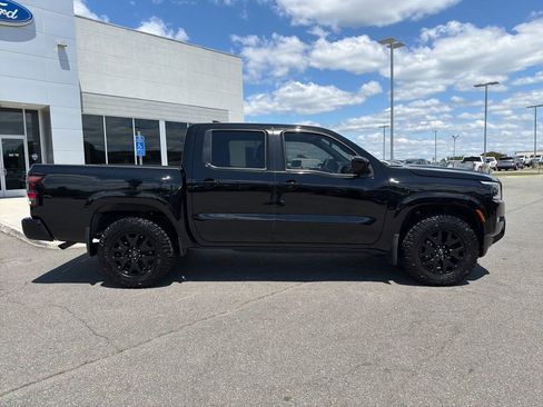 Used 2023 Nissan Frontier SV w/ Midnight Edition Package AWD/4WD image 1